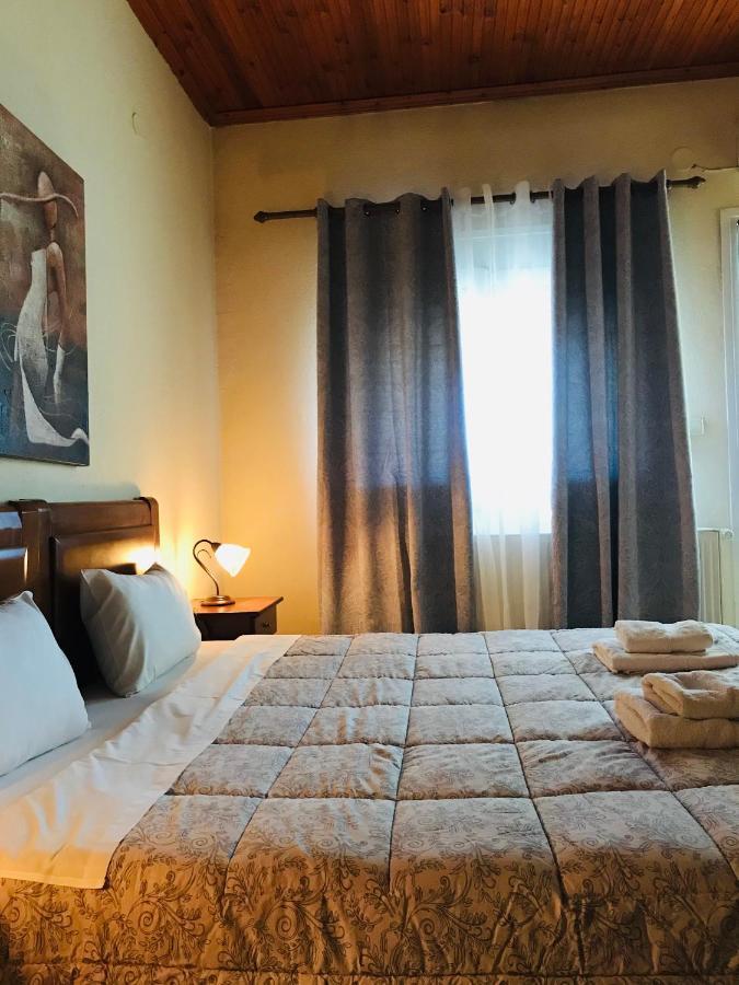 Guesthouse Adonis Като-Лутракі Екстер'єр фото