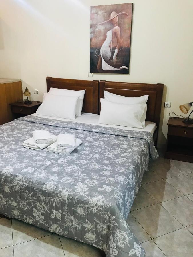 Guesthouse Adonis Като-Лутракі Екстер'єр фото