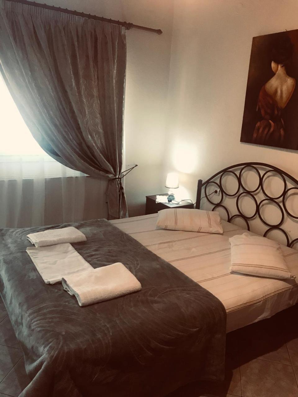 Guesthouse Adonis Като-Лутракі Екстер'єр фото